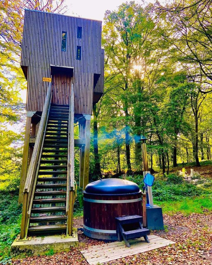L'étape en forêt Saint-Sever-Calvados Exterior foto